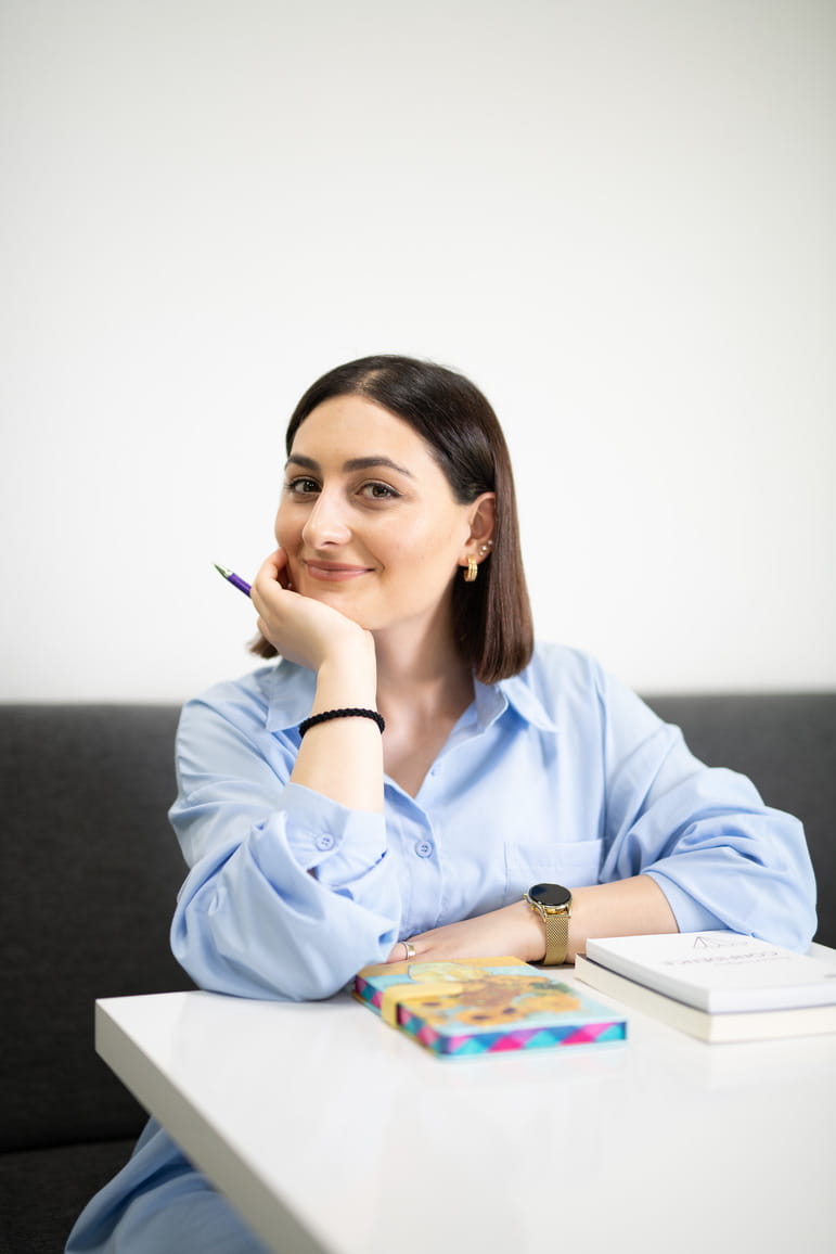 Mariam - English Teacher